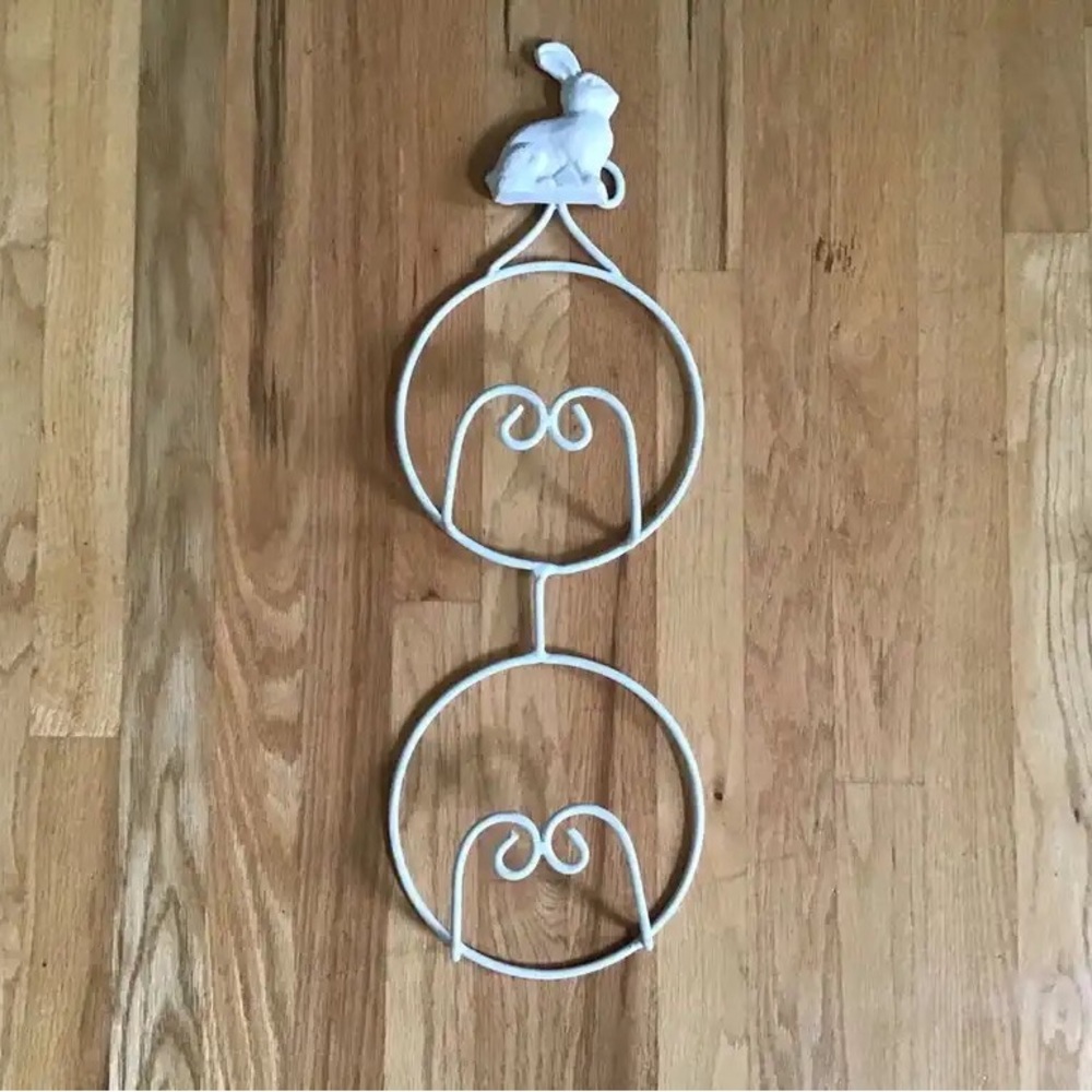 Bunny Metal Plate/Art Rack